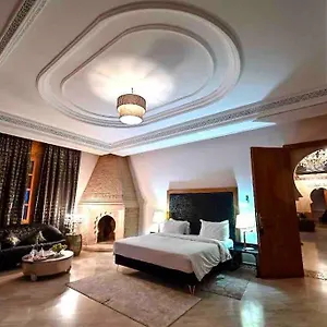 Palais Azale Villa